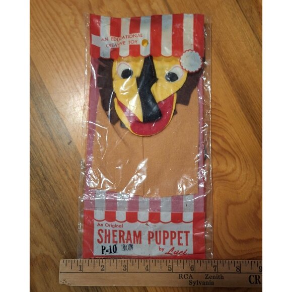 Sheram Felt Hand Puppet By Luci P10 Don Lion 9x5" Original Vintage Sealed - Picture 2 of 9